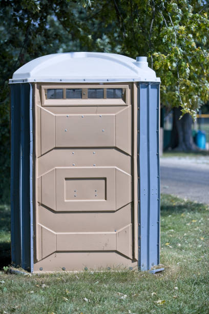 Affordable portable toilet rental in Maysville, GA